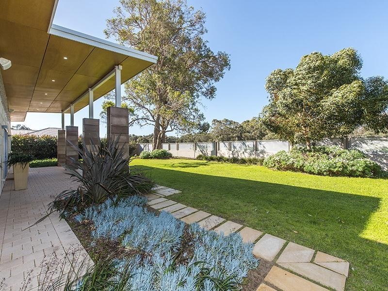17 Placid Waters, Coodanup WA 6210