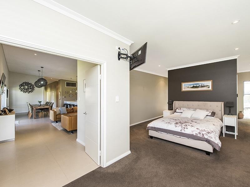 17 Placid Waters, Coodanup WA 6210