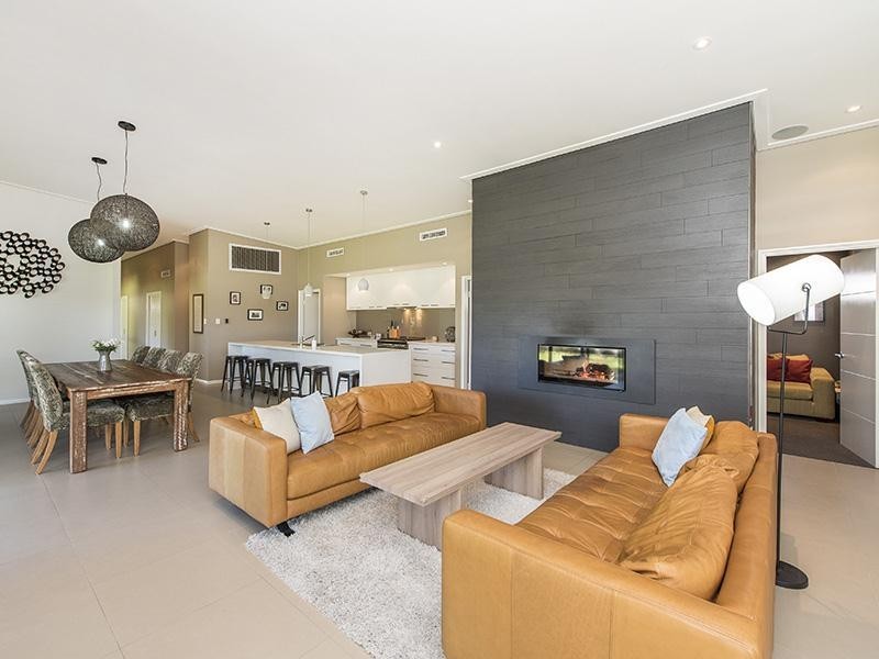 17 Placid Waters, Coodanup WA 6210