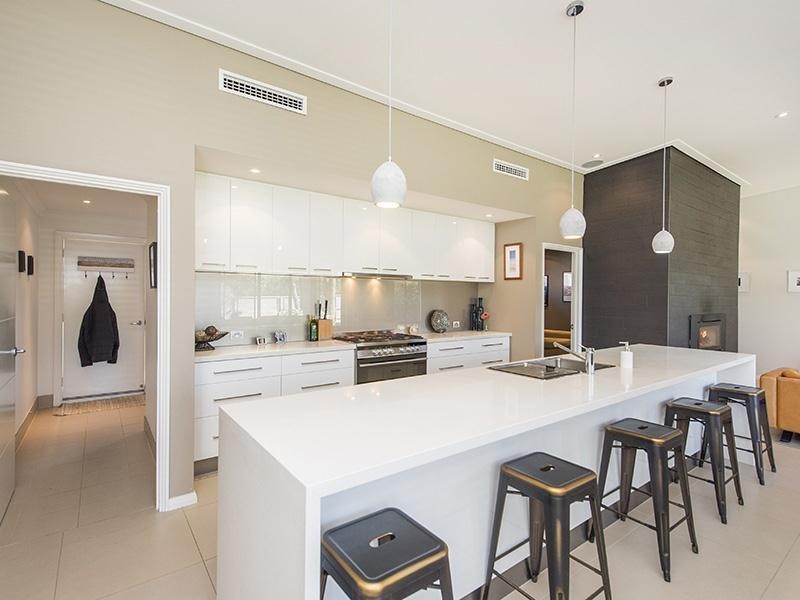 17 Placid Waters, Coodanup WA 6210