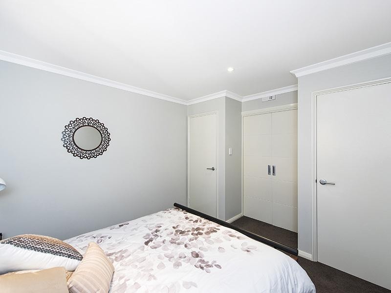 17 Placid Waters, Coodanup WA 6210