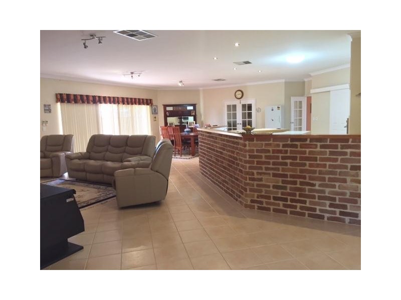 L115 McKay Avenue, Waroona WA 6215