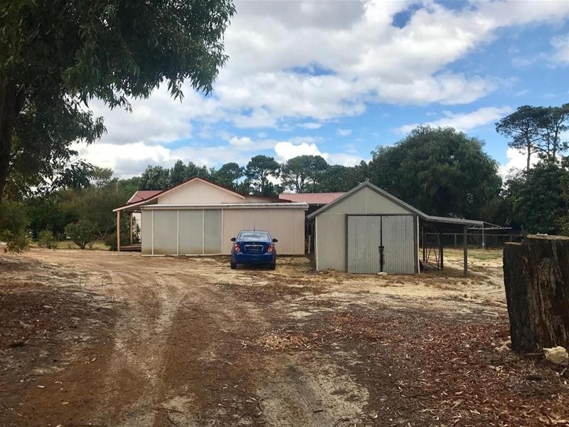 147 South West Highway, Waroona WA 6215