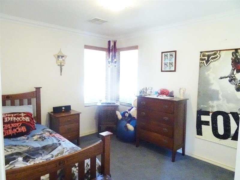 76 Hill Street, Waroona WA 6215