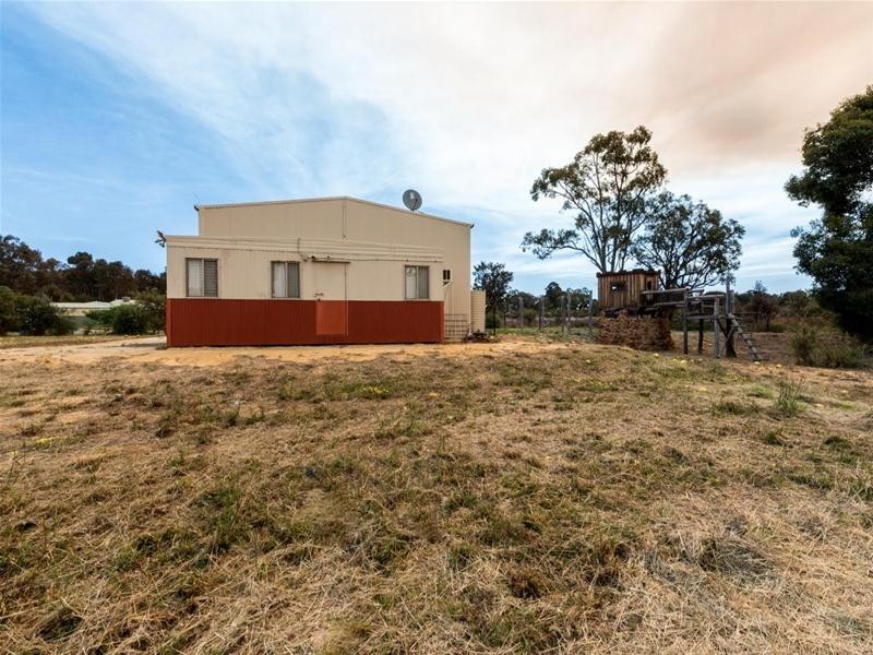 10 Farmers Avenue, Boddington WA 6390