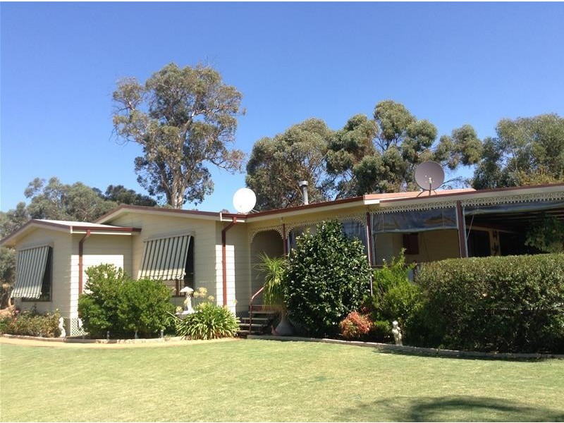 104 River Road, Boddington WA 6390