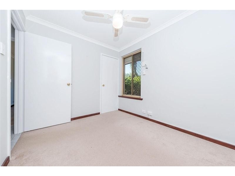 6 Lydia Place, Greenfields WA 6210