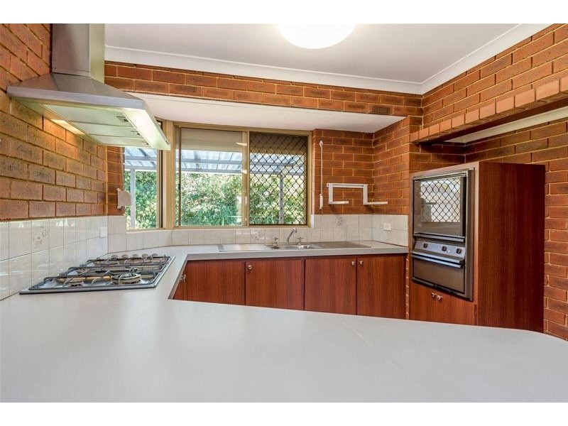 6 Lydia Place, Greenfields WA 6210