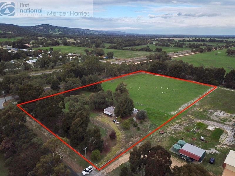 11 Dewar Road, North Dandalup WA 6207