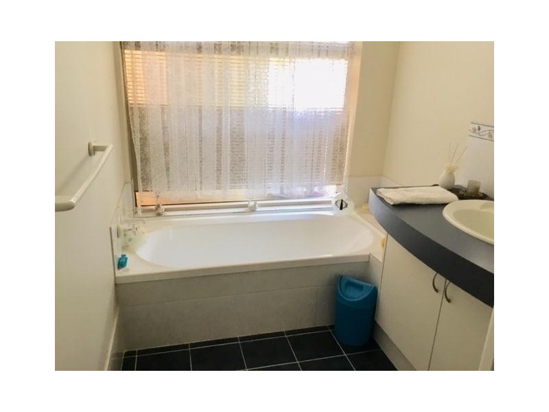 6 Montgomery Street, Brookton WA 6306