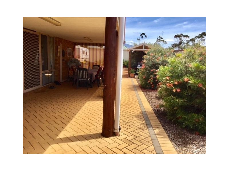 6 Montgomery Street, Brookton WA 6306