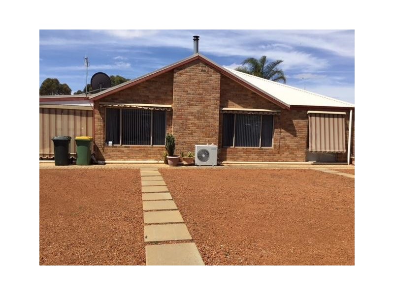 6 Montgomery Street, Brookton WA 6306