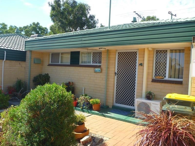 4/2 Uldina Place, Pinjarra WA 6208