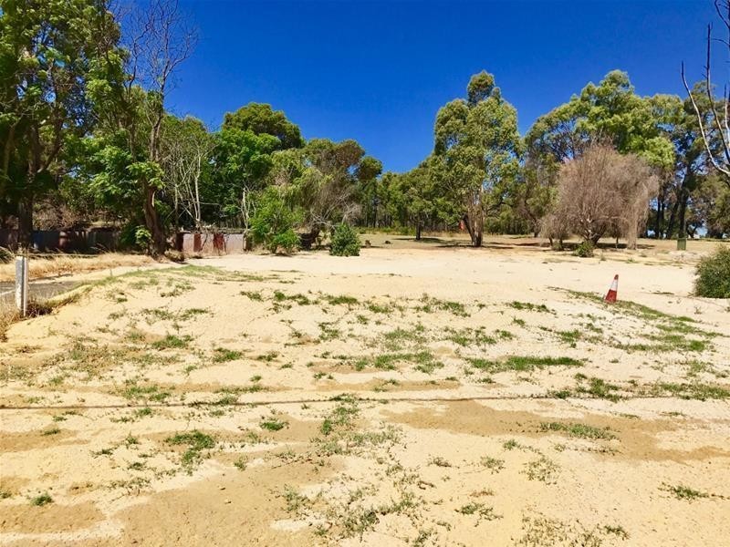 8 McDowell Street, Yarloop WA 6218