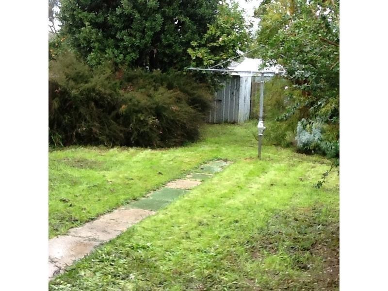 3E Jackson Street, Waroona WA 6215