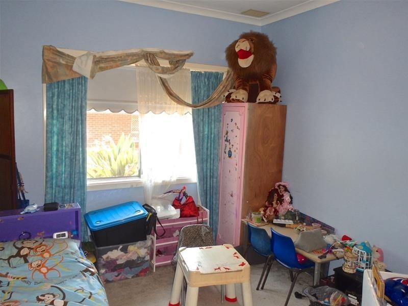 8 Congdon Avenue, Pinjarra WA 6208