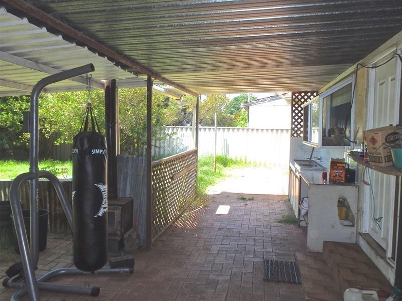 8 Congdon Avenue, Pinjarra WA 6208