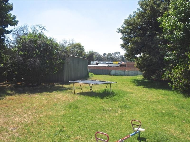 8 Congdon Avenue, Pinjarra WA 6208