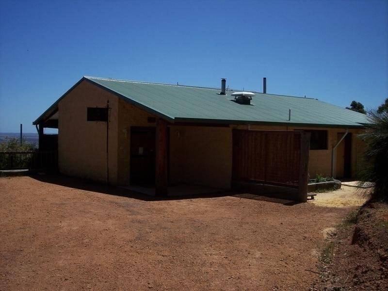 1 Hilla Waters Road, Waroona WA 6215