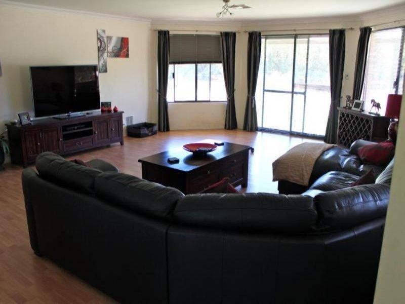 19 Coral Park Drive, North Dandalup WA 6207