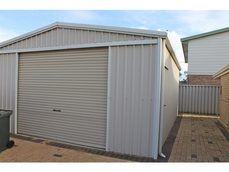 19 Woolah Place, South Yunderup WA 6208