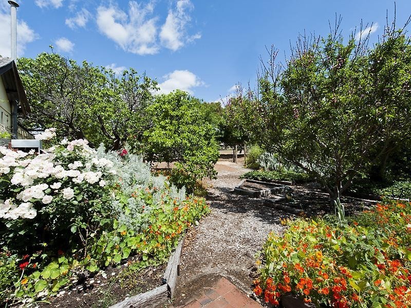 32 Nanga Brook Road, Waroona WA 6215