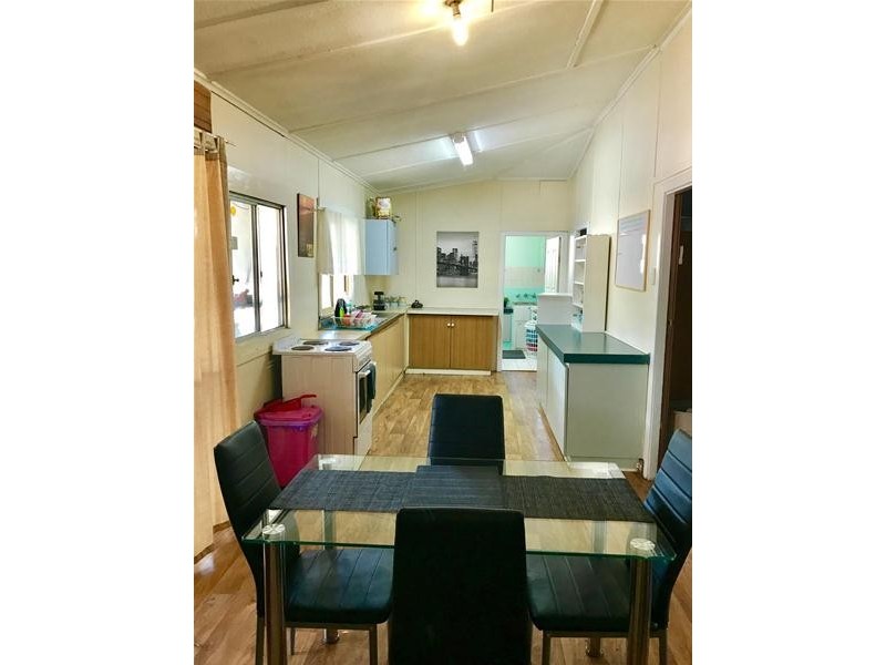 24 South West Highway, Waroona WA 6215