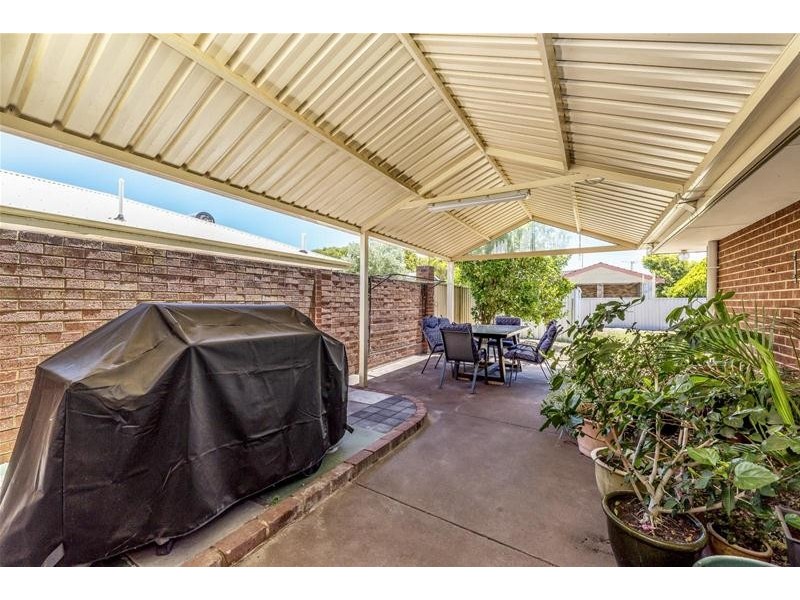 22B Kingfisher Drive, North Yunderup WA 6208