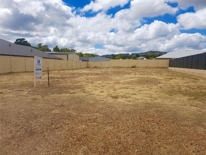 6 Elliot Street, Waroona WA 6215