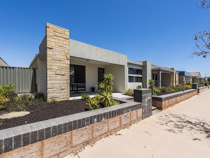 52 Weewar Circuit, South Yunderup WA 6208