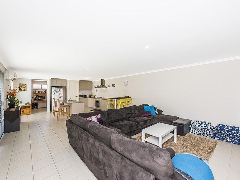 52 Weewar Circuit, South Yunderup WA 6208