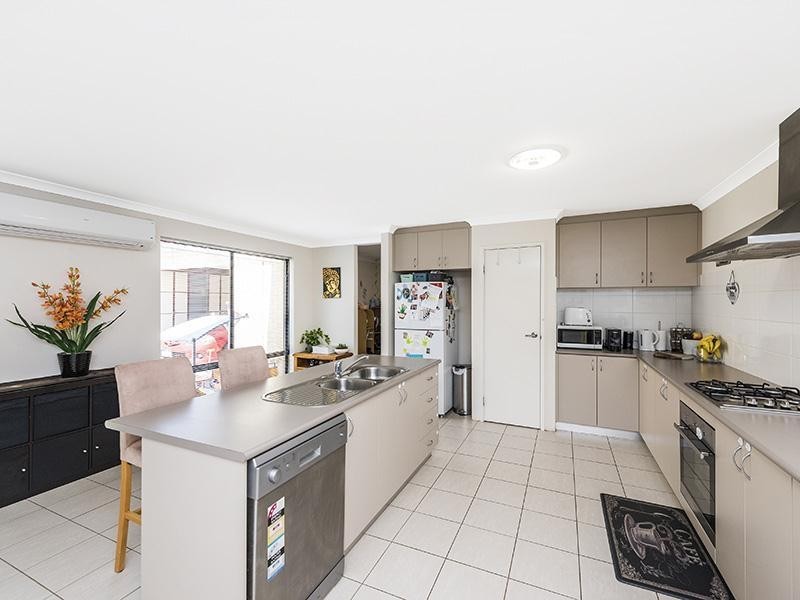 52 Weewar Circuit, South Yunderup WA 6208