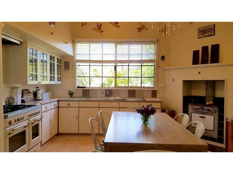 104 Fouracre Street, Waroona WA 6215