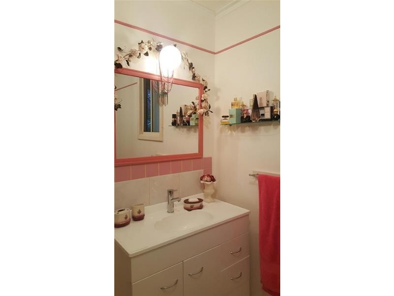 104 Fouracre Street, Waroona WA 6215