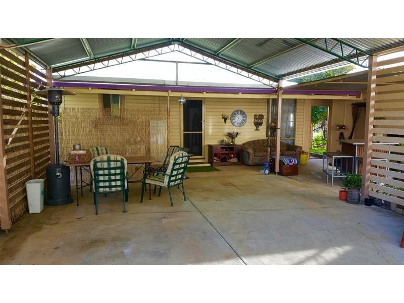 104 Fouracre Street, Waroona WA 6215