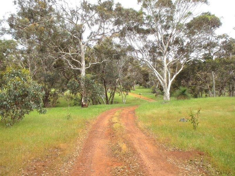 207 Hines Road, North Dandalup WA 6207