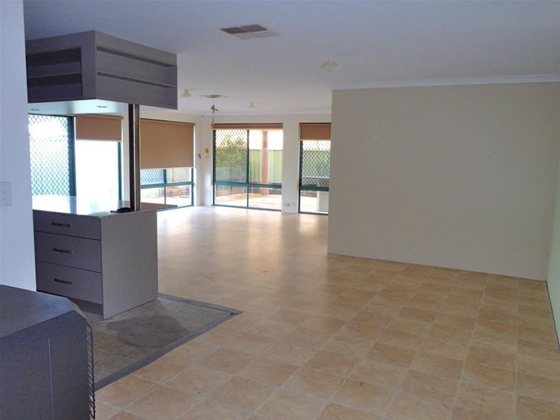 8 Gayze Retreat, Ravenswood WA 6208