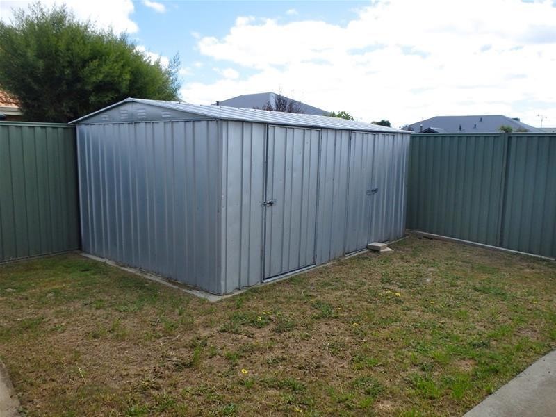 8 Gayze Retreat, Ravenswood WA 6208