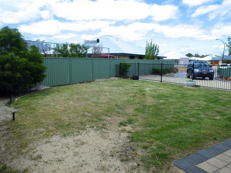 8 Gayze Retreat, Ravenswood WA 6208