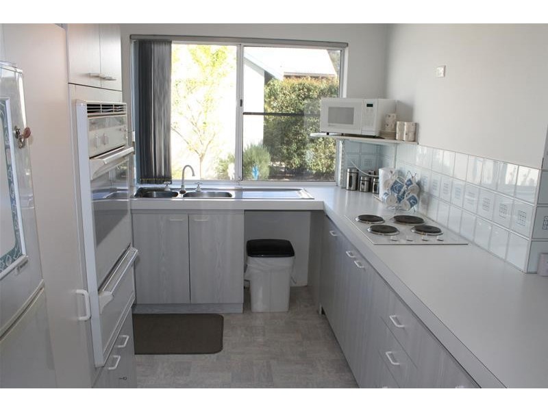 15 Dilley Court, South Yunderup WA 6208