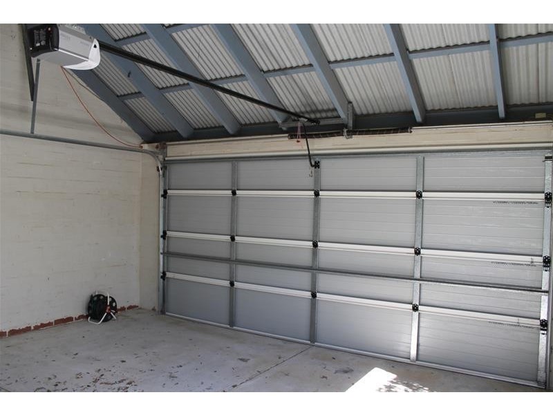 15 Dilley Court, South Yunderup WA 6208