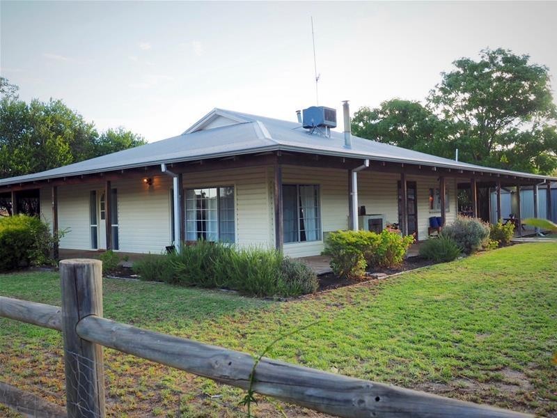 4 Williams Street, Boddington WA 6390