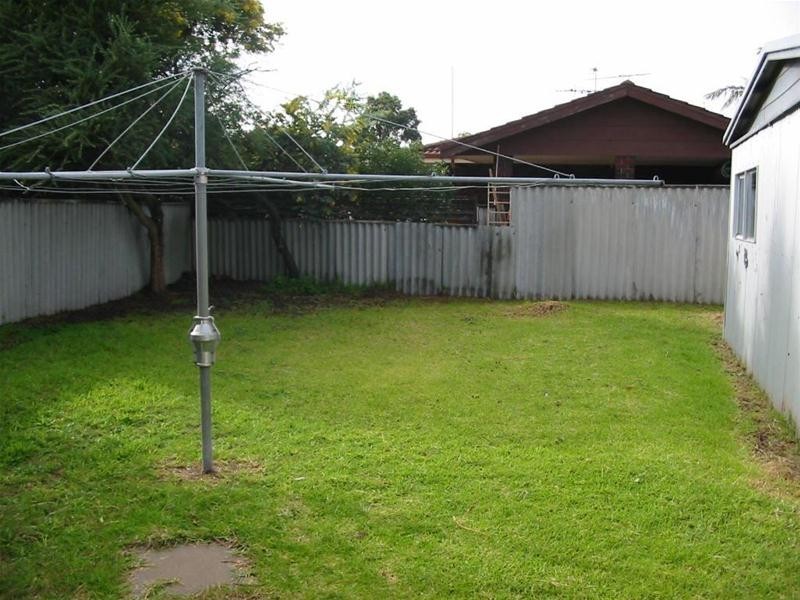 13 Humphrey Street, Pinjarra WA 6208