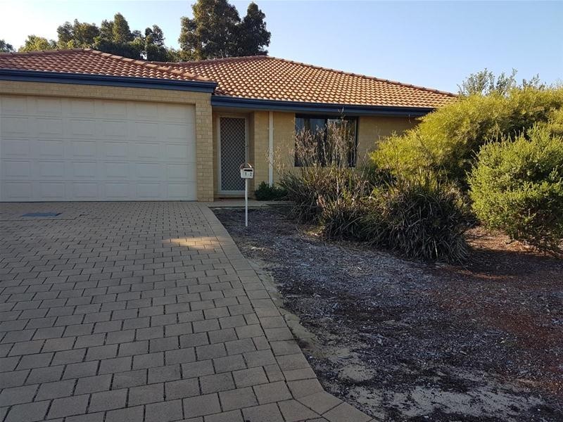 1/2 Iseppi Street, Waroona WA 6215