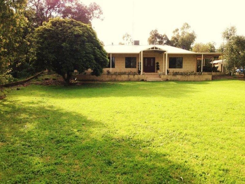 46 Dallas, Waroona WA 6215
