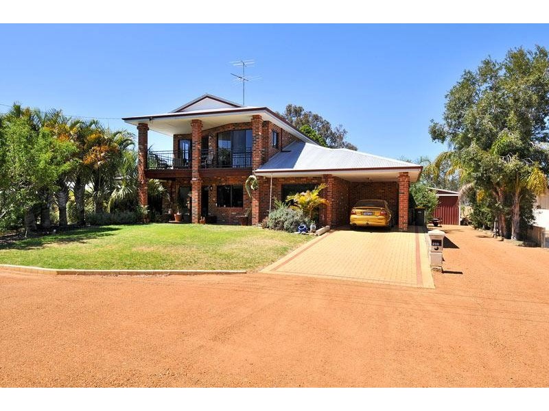 142 Banksia Terrace, South Yunderup WA 6208