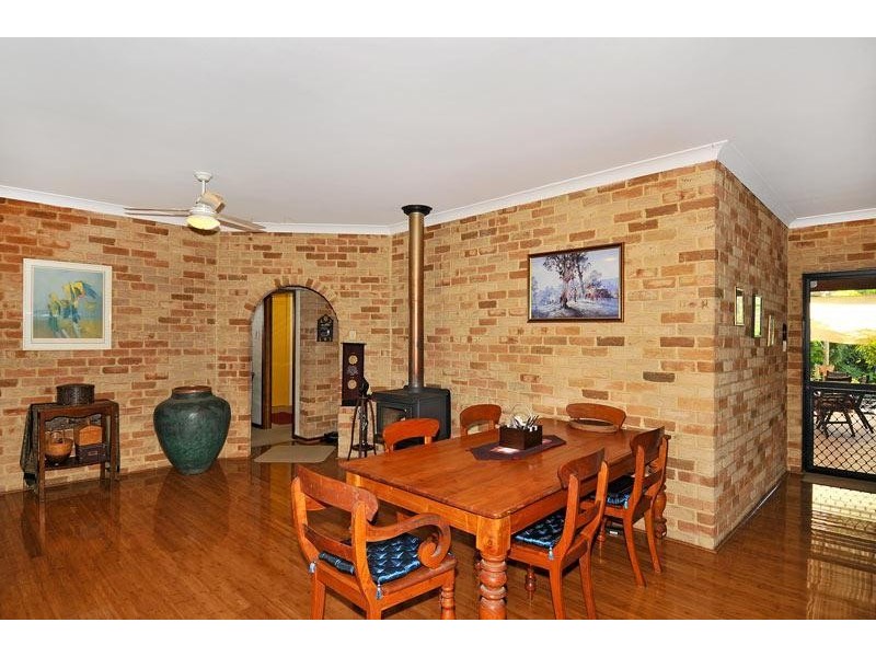 142 Banksia Terrace, South Yunderup WA 6208