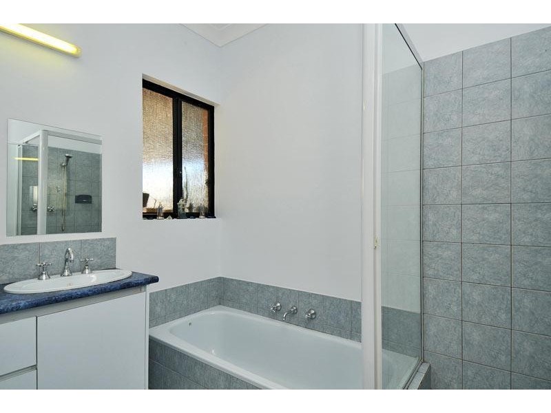 142 Banksia Terrace, South Yunderup WA 6208