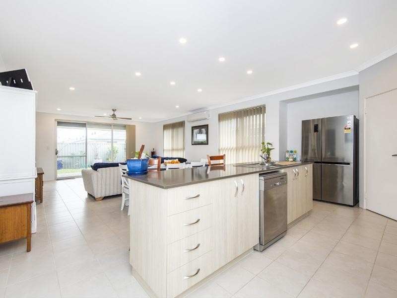 86 Weewar Circuit, South Yunderup WA 6208