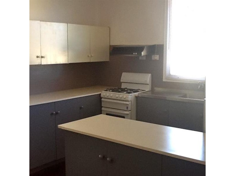 12 Sutton Street, Waroona WA 6215